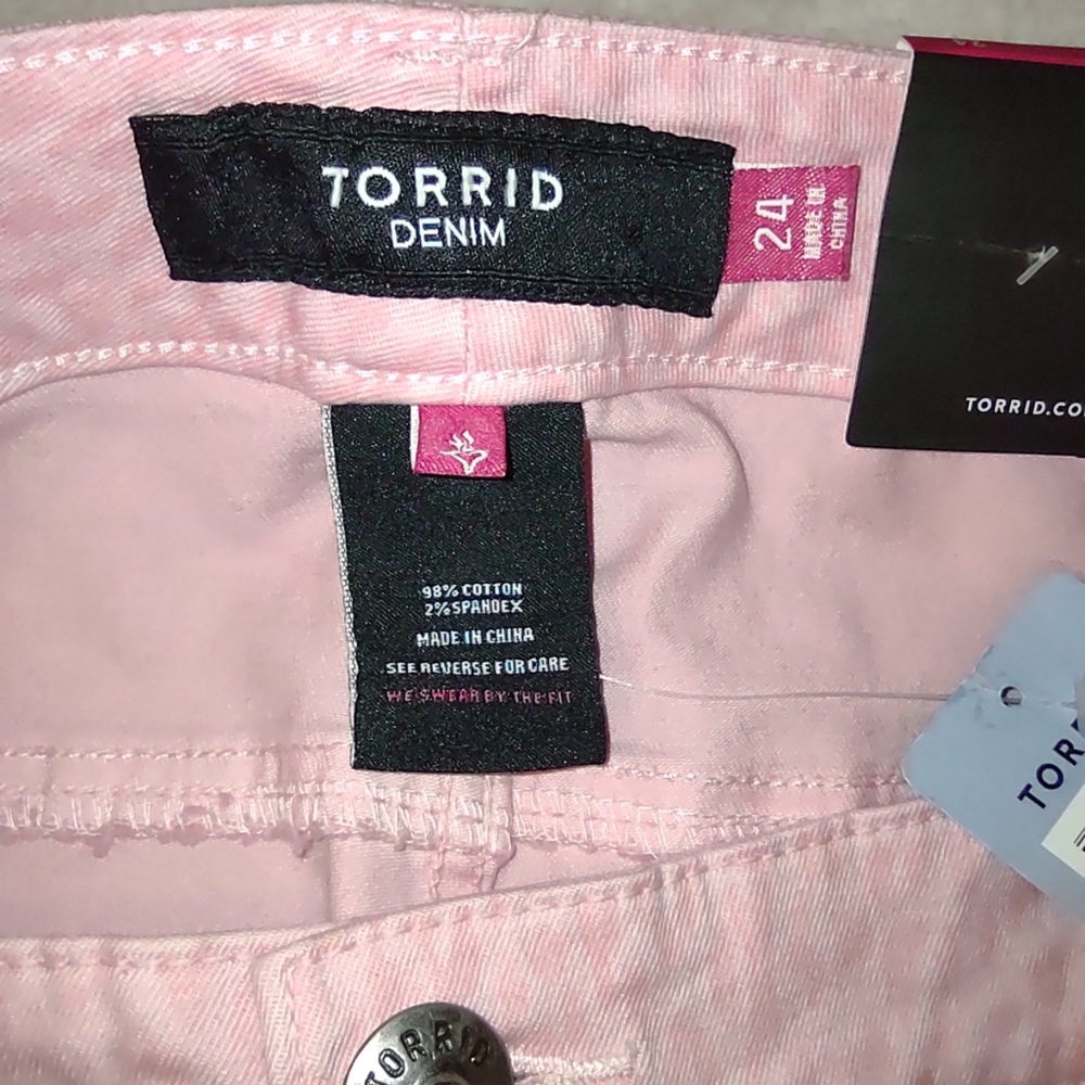 NWT Torrid Stiletto Ankle zip PINK LPRD size 24 - Picture 3 of 9